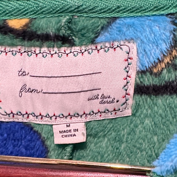 Festive Green Hooded Pajama Set with Colorful Lights - Picture 2 of 4